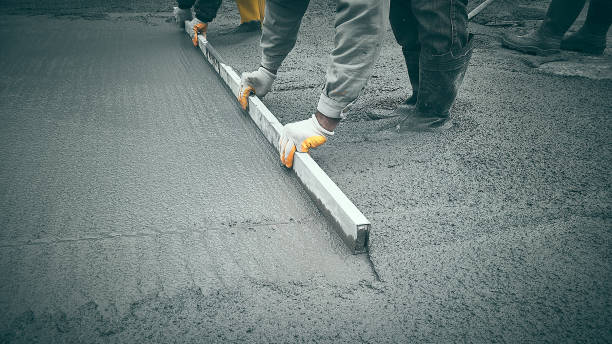 Best Concrete Walkway Installation  in Three Rivers, TX